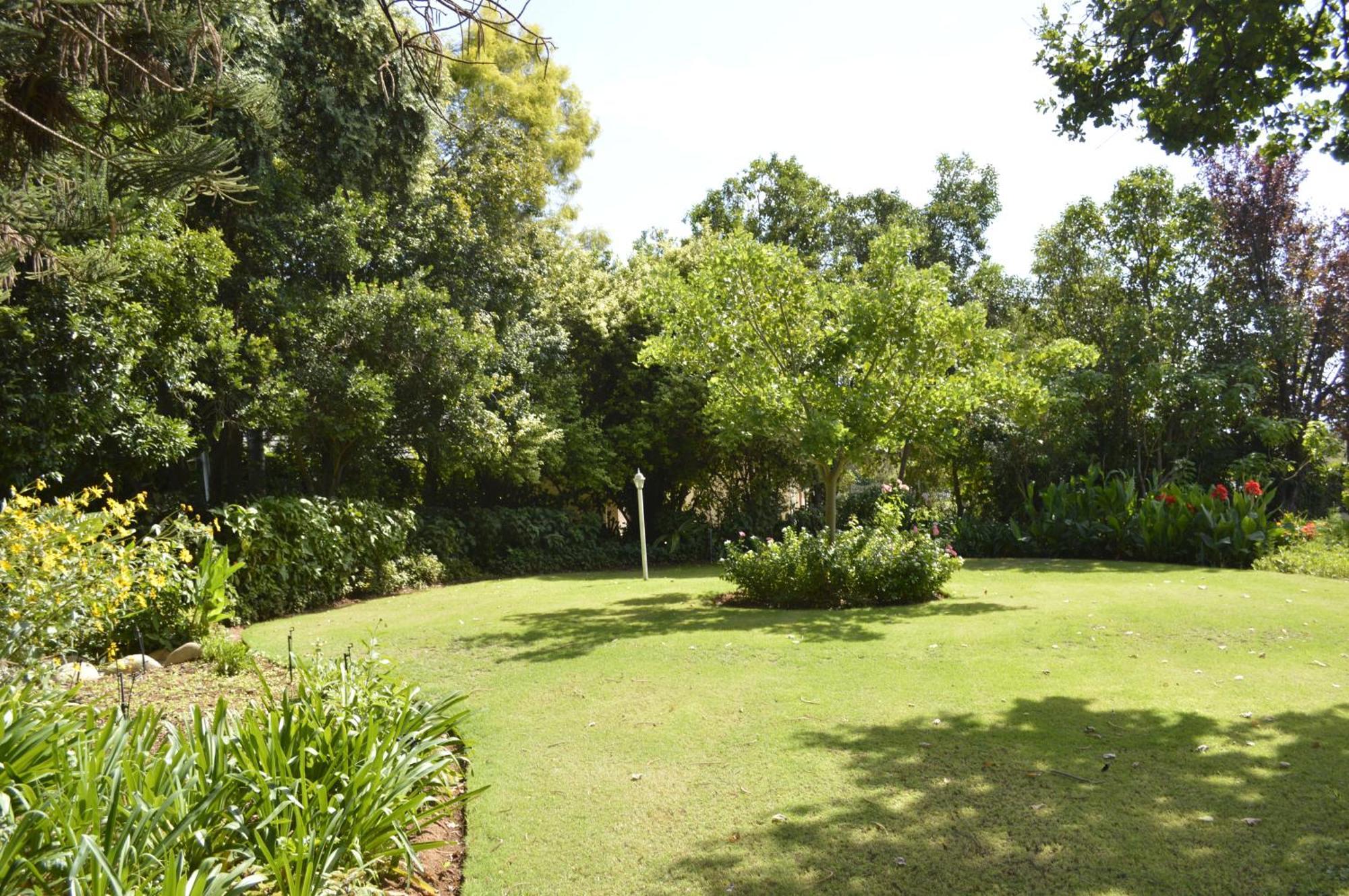 Adley House Panzió Oudtshoorn Kültér fotó