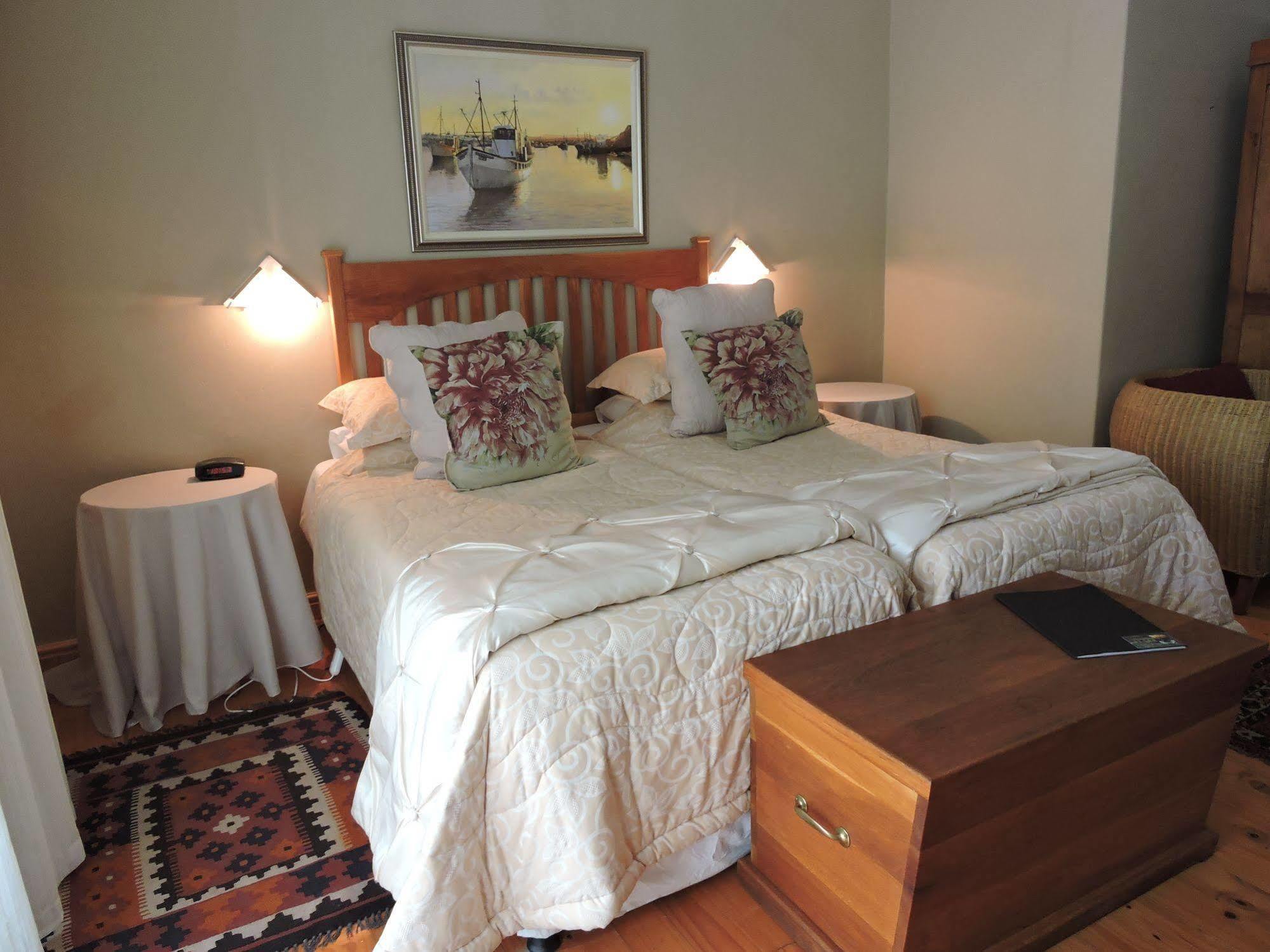 Adley House Panzió Oudtshoorn Kültér fotó
