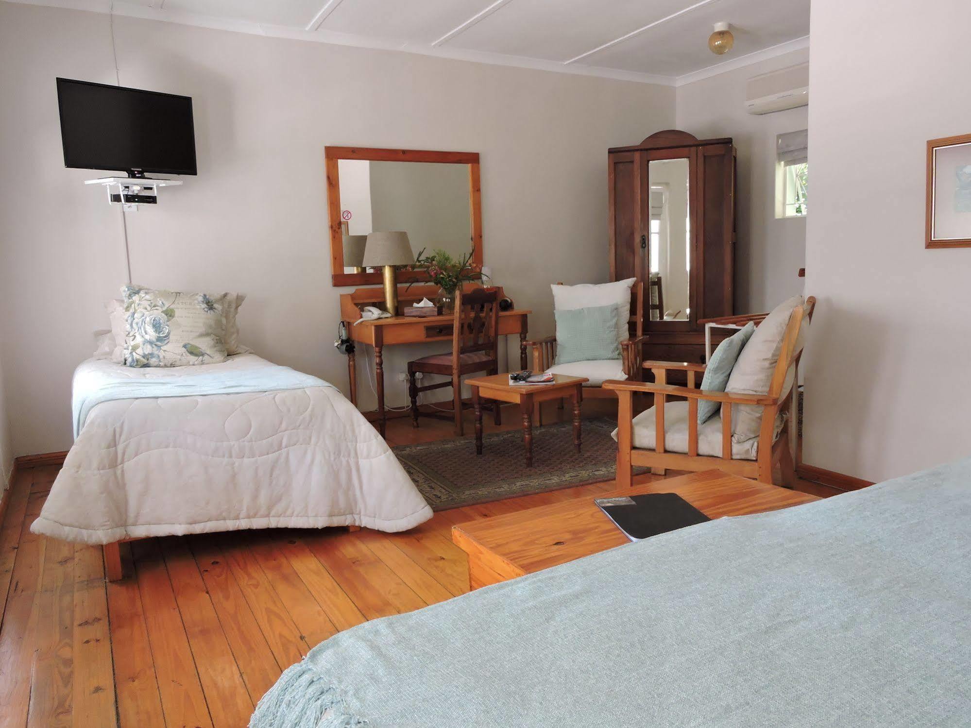 Adley House Panzió Oudtshoorn Kültér fotó